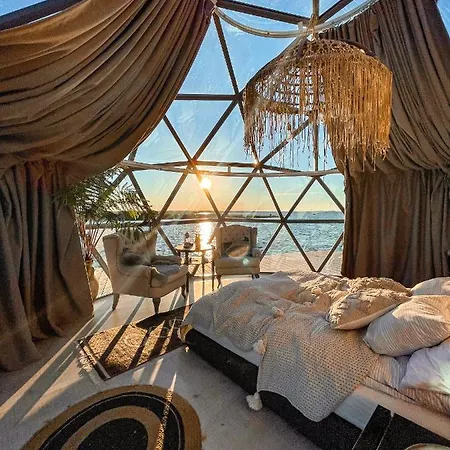 Luxuszelt Exclusive Floating Dome On Islet *